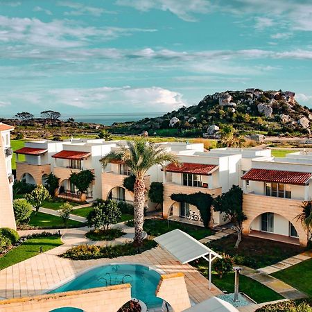 Fantastic 4 Cyprus First Line Beachfront Boghaz Экстерьер фото